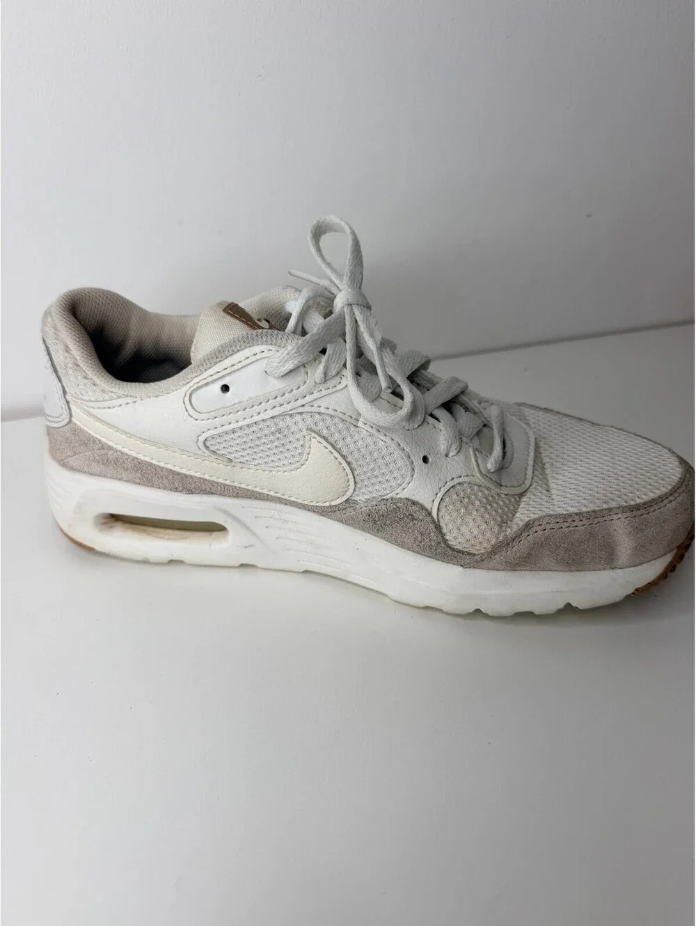 Nike Air Max SC sneakers in white and tan women's size 8.5